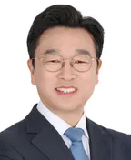 이용우 의원 국회 공식 사진