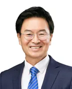 정진욱 의원 국회 공식 사진