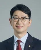 주진우 의원 국회 공식 사진