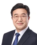 윤호중 의원 국회 공식 사진