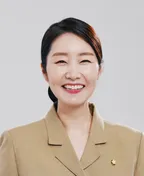 강선우 의원 국회 공식 사진