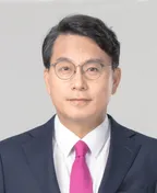 윤상현 의원 국회 공식 사진