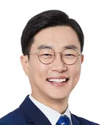 장경태 의원 국회 공식 사진